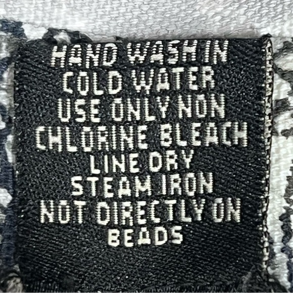 VTG RAAKHEE Sequin Black White City Skyline Button Up Top Women's Size 1X - Picture 16 of 16